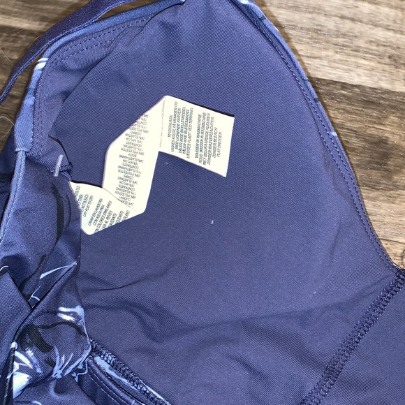 Alejandra Sports Bra - Picture 8 of 8